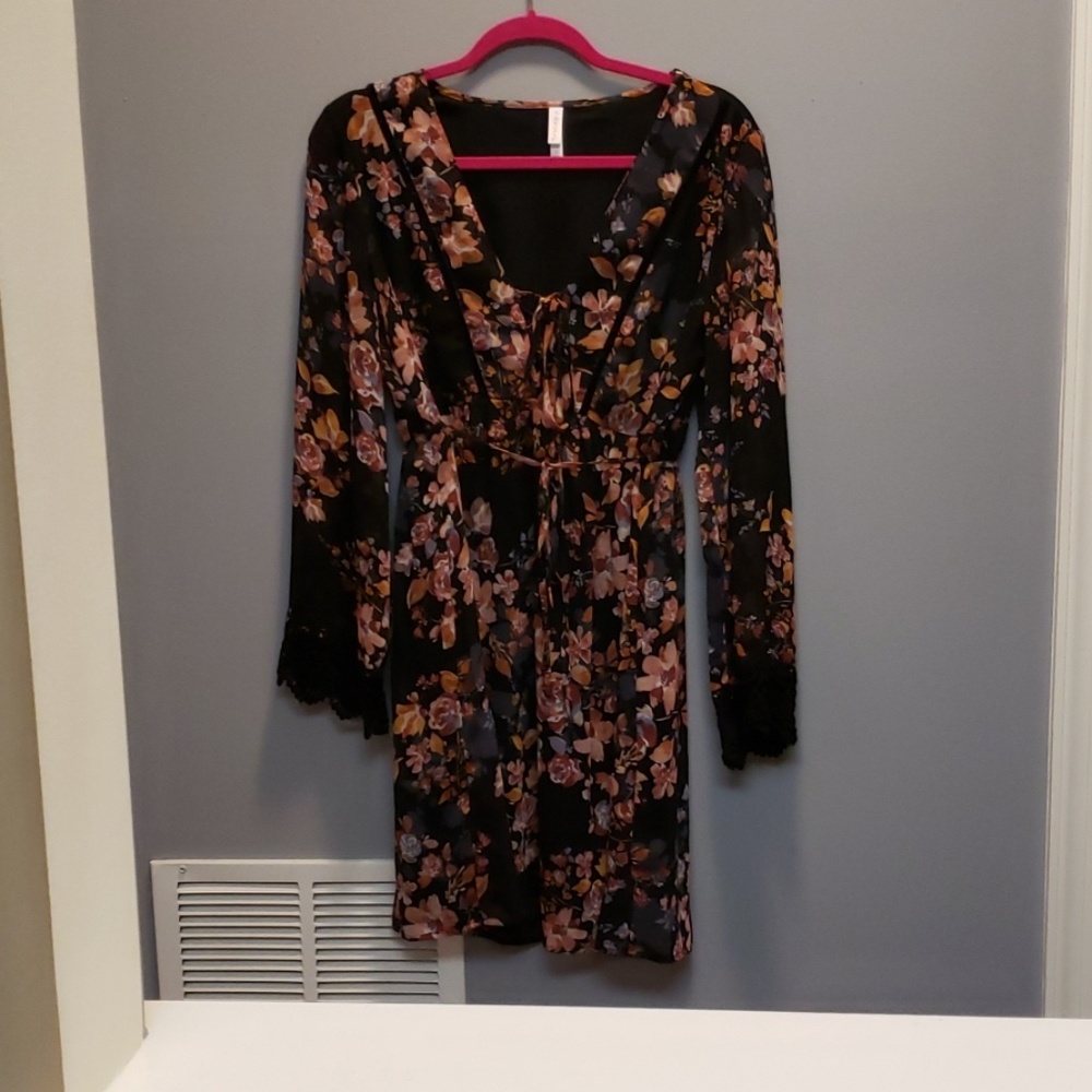 Xhilaration floral boho dress with bell sleeves